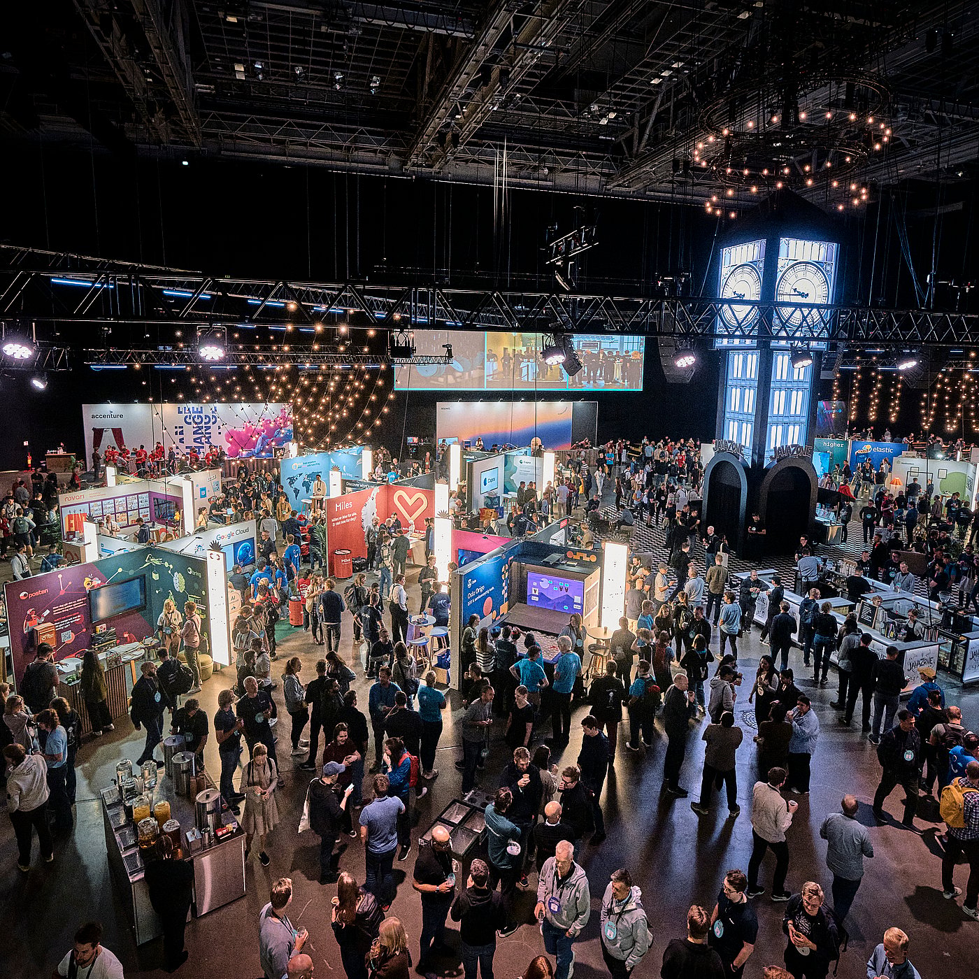 javazone-konferanse-utstillingshall.jpg