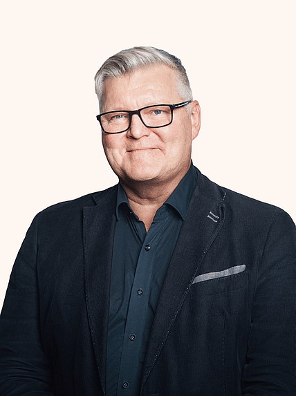 Roger Holand (2)